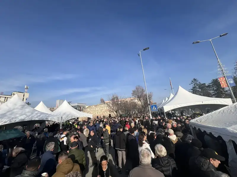 Тенди за прослава на отворено, изнајмување тенди